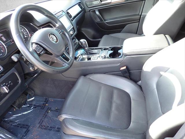 2013 Volkswagen Touareg VR6 Sport
