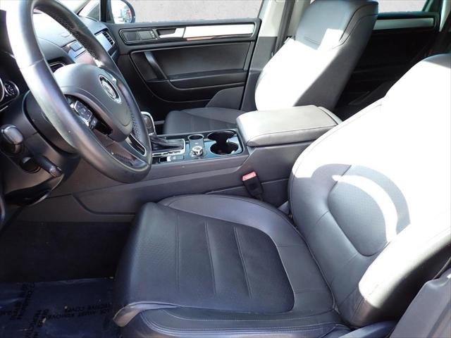 2013 Volkswagen Touareg VR6 Sport