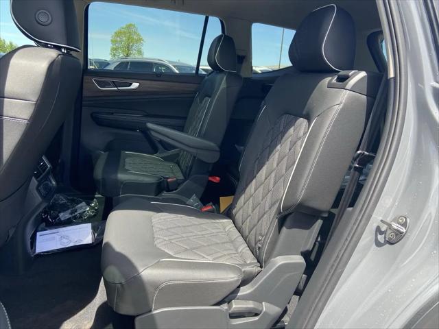 2026 Volkswagen Atlas SEL Premium R-Line