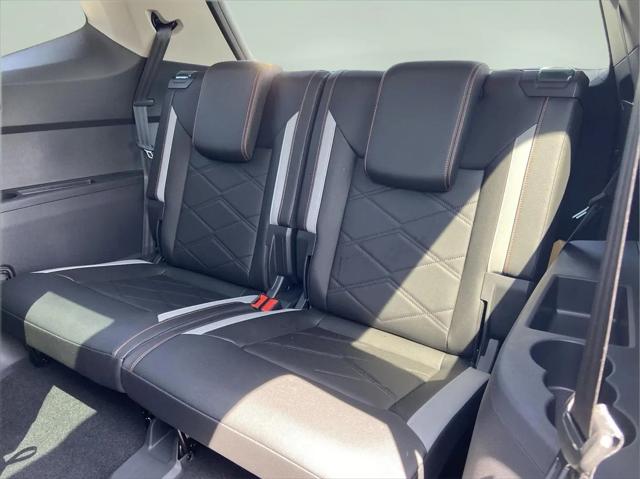 2026 Volkswagen Atlas Peak Edition