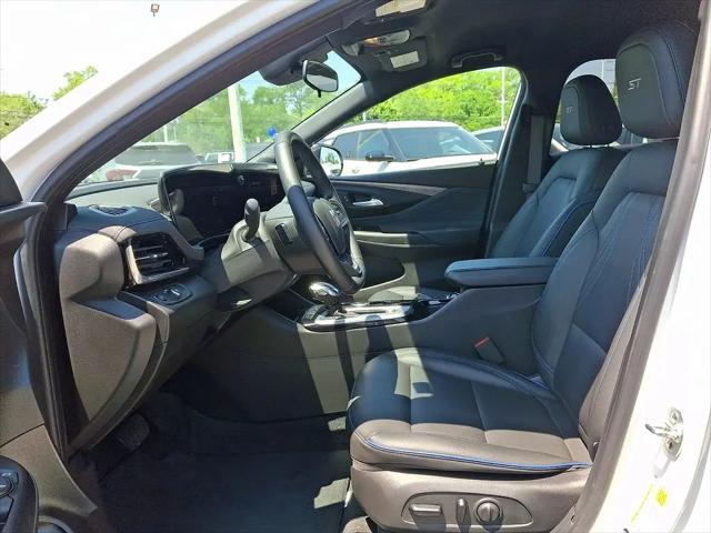 2024 Buick NV Sport Touring FWD