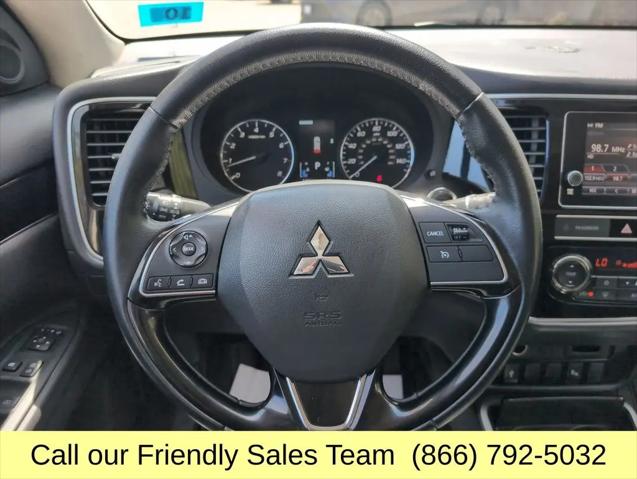 2019 Mitsubishi Outlander SE
