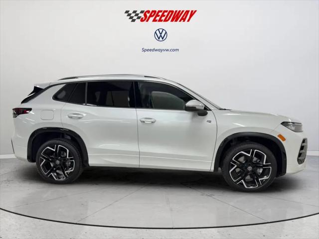 2026 Volkswagen Tiguan SEL R-Line Turbo
