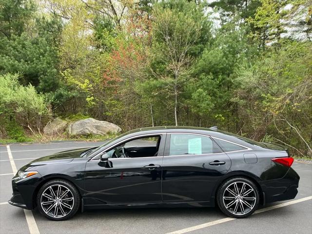 2019 Toyota Avalon Touring