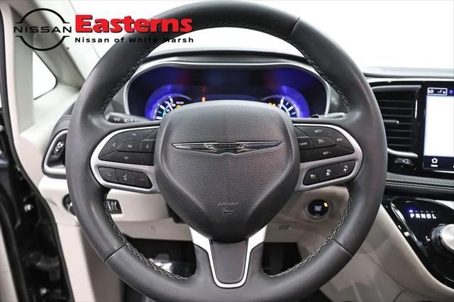 2023 Chrysler Pacifica Hybrid Touring L