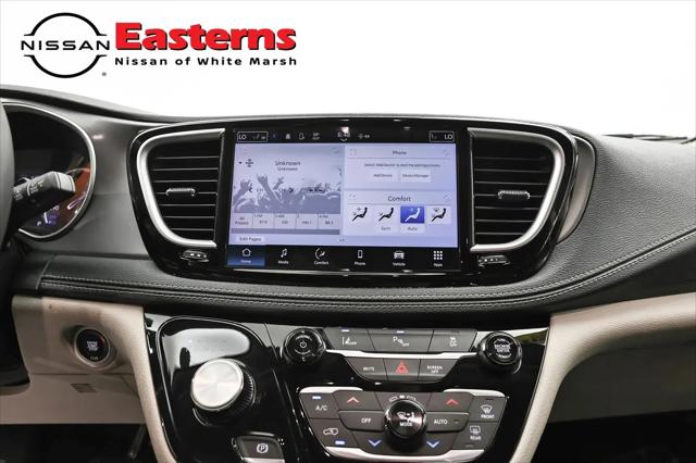 2023 Chrysler Pacifica Hybrid Touring L