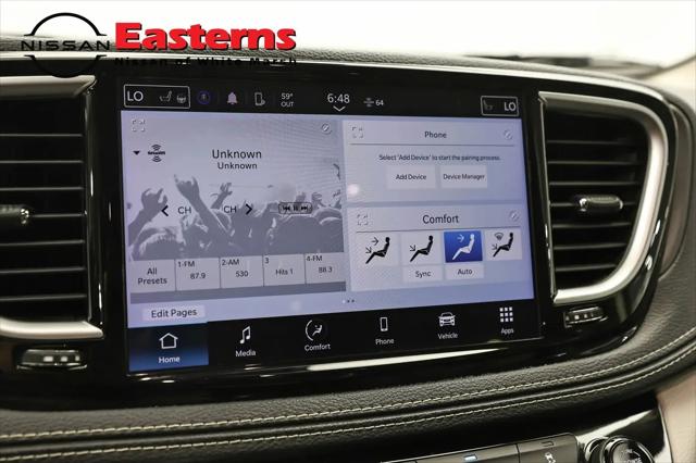 2023 Chrysler Pacifica Hybrid Touring L