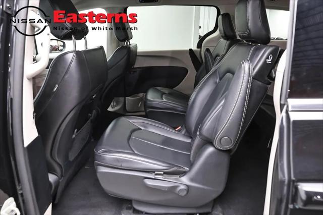 2023 Chrysler Pacifica Hybrid Touring L