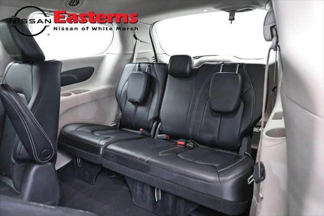 2023 Chrysler Pacifica Hybrid Touring L