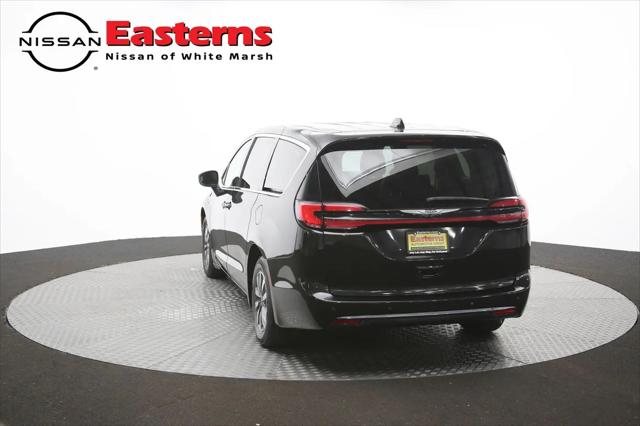 2023 Chrysler Pacifica Hybrid Touring L