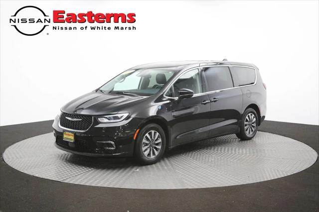 2023 Chrysler Pacifica Hybrid Touring L