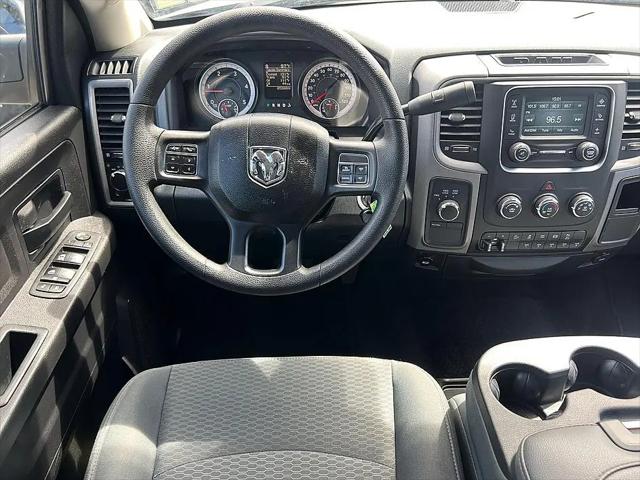 2017 Ram 2500 Tradesman Crew Cab 4x4 6'4" Box