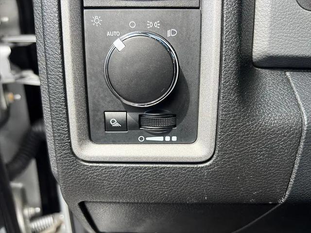 2017 Ram 2500 Tradesman Crew Cab 4x4 6'4" Box
