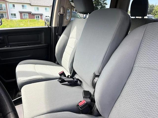 2017 Ram 2500 Tradesman Crew Cab 4x4 6'4" Box