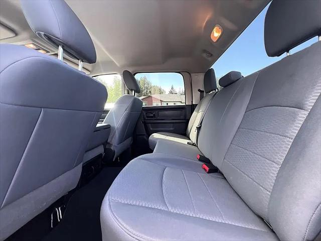 2017 Ram 2500 Tradesman Crew Cab 4x4 6'4" Box
