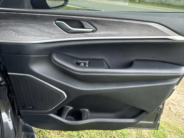 2022 Jeep Grand Cherokee Limited 4x2