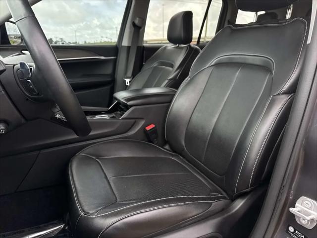2022 Jeep Grand Cherokee Limited 4x2