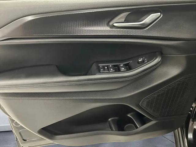 2024 Jeep Grand Cherokee L Altitude 4x4