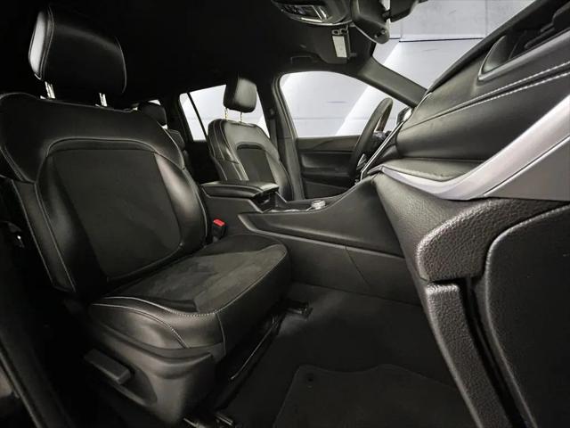 2024 Jeep Grand Cherokee L Altitude 4x4