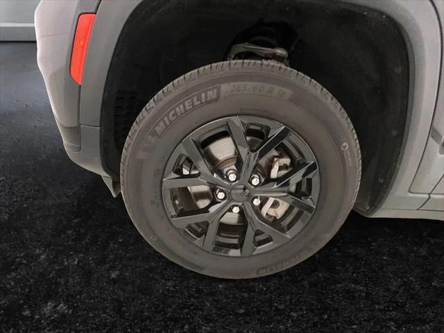 2024 Jeep Grand Cherokee L Altitude 4x4