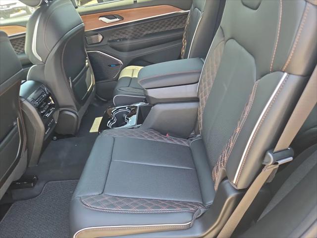 2026 Jeep Grand Cherokee L Summit 4x4