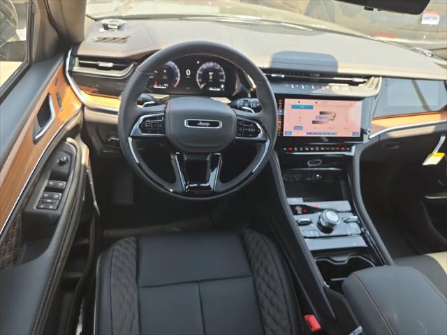 2026 Jeep Grand Cherokee L Summit 4x4