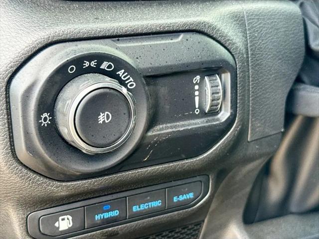 2023 Jeep Wrangler 4xe Sahara 4x4