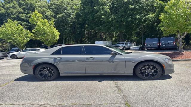 2019 Chrysler 300 Touring