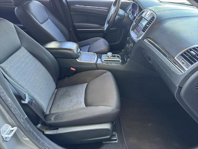2019 Chrysler 300 Touring