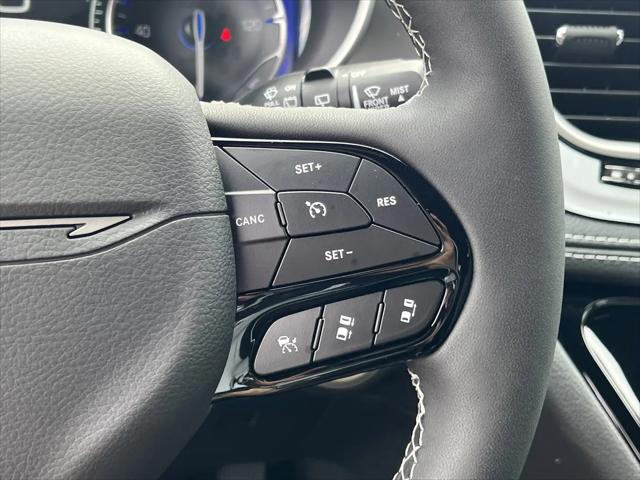 2027 Chrysler Pacifica Limited