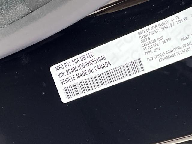 2027 Chrysler Pacifica Limited