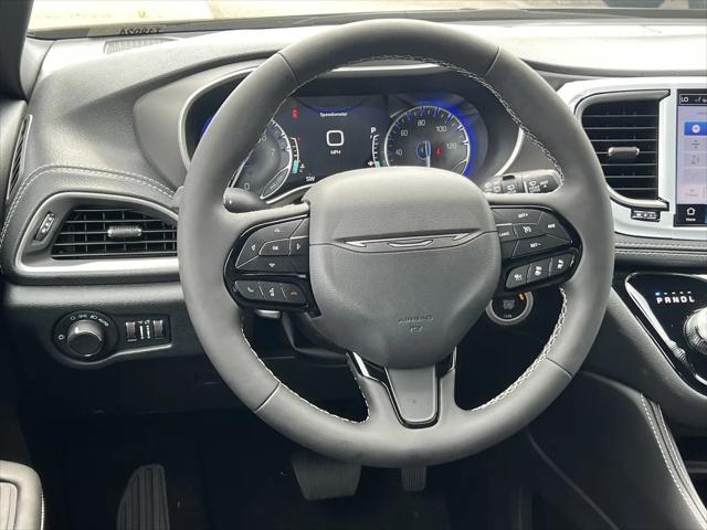 2027 Chrysler Pacifica Limited