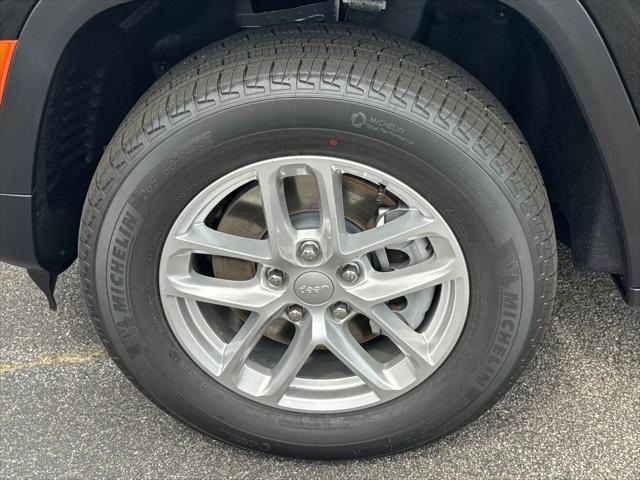 2026 Jeep Grand Cherokee L Altitude 4x2