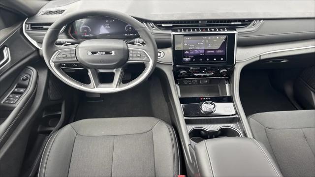 2026 Jeep Grand Cherokee L Altitude 4x2