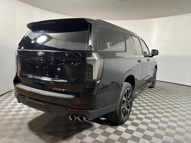 2026 Chevrolet Suburban RST, 4WD