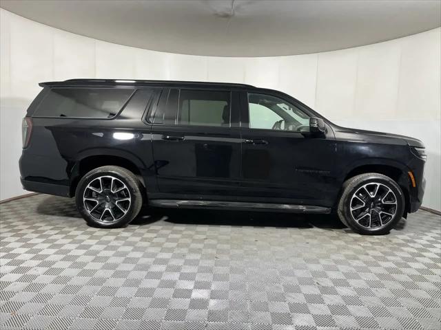 2026 Chevrolet Suburban RST, 4WD