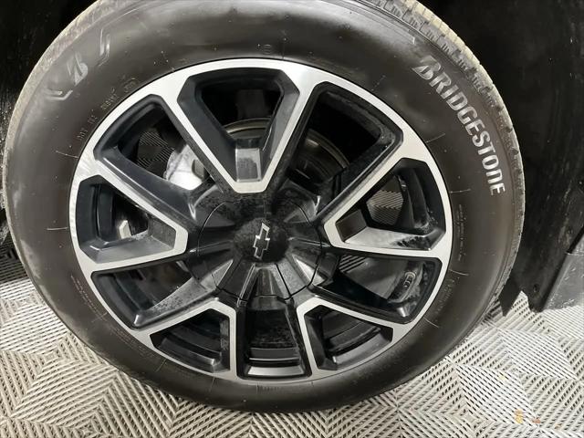 2026 Chevrolet Suburban RST, 4WD