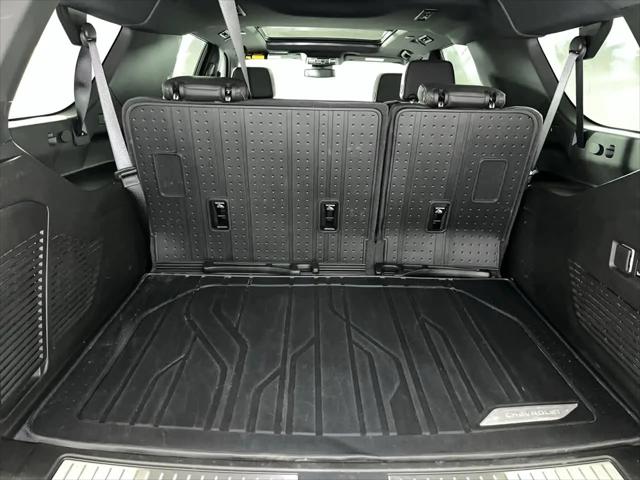 2026 Chevrolet Suburban RST, 4WD