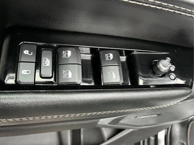2024 Jeep Wagoneer Series II Carbide