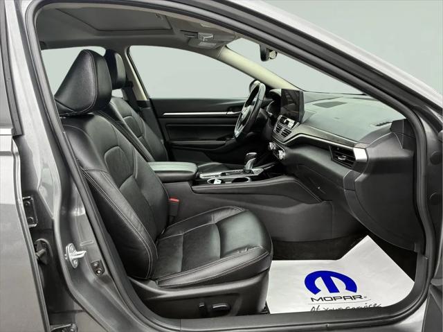 2024 Nissan Altima Platinum