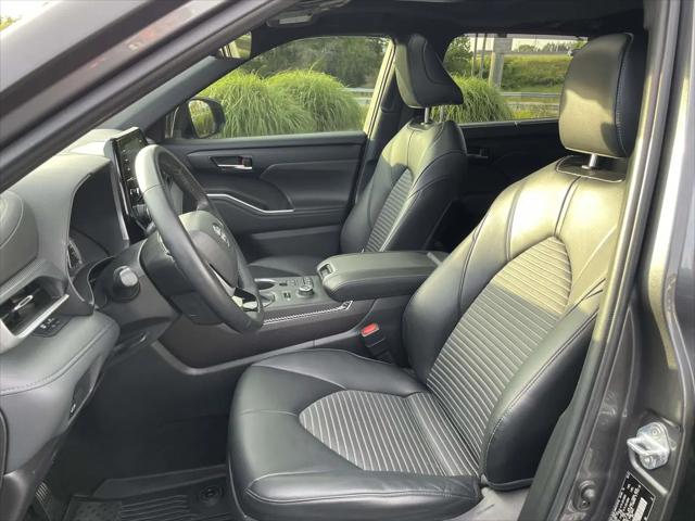 2022 Toyota Highlander XSE
