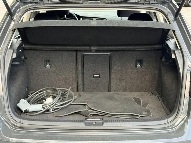2019 Volkswagen e-Golf SE