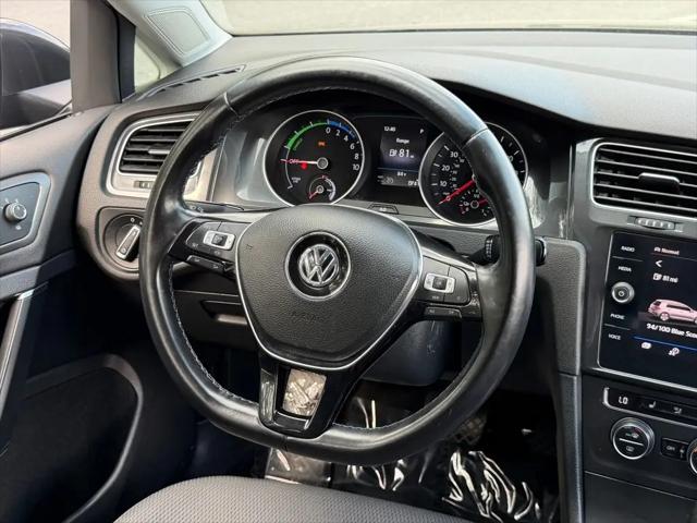 2019 Volkswagen e-Golf SE