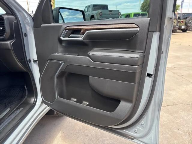 2024 GMC Sierra 1500 4WD Crew Cab Short Box Elevation with 3SB