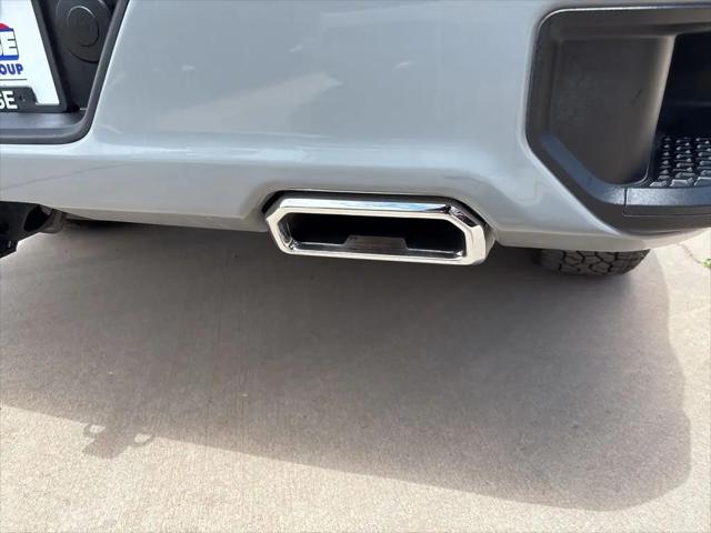 2024 GMC Sierra 1500 4WD Crew Cab Short Box Elevation with 3SB