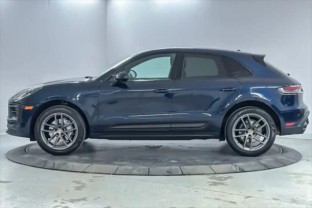 2022 Porsche Macan Macan
