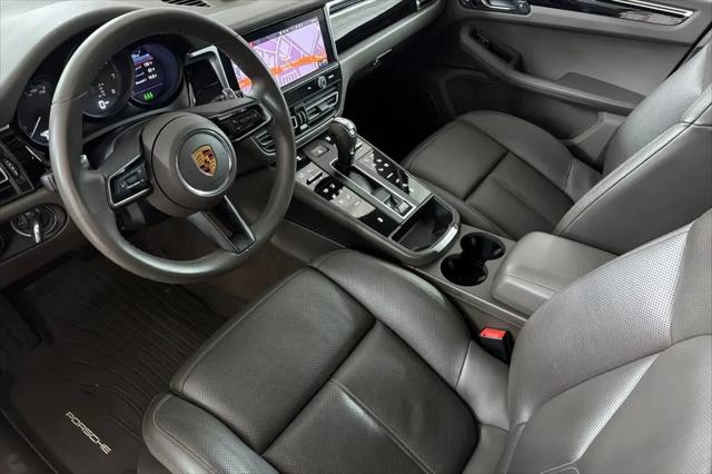 2022 Porsche Macan Macan