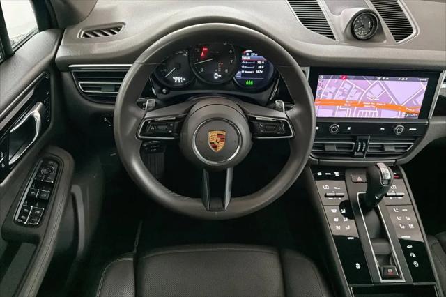 2022 Porsche Macan Macan