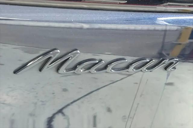 2022 Porsche Macan Macan