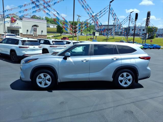 2023 Toyota Highlander LE 2023 Toyota Highlander LE